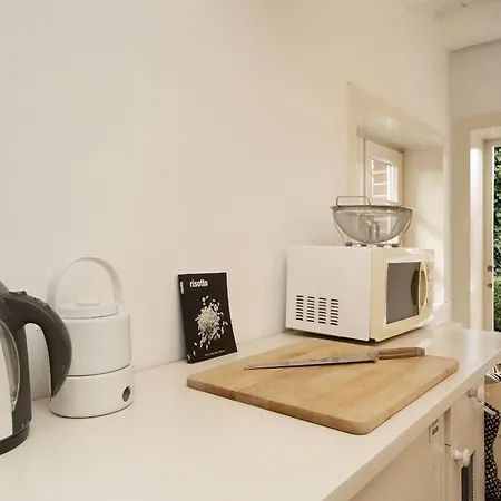 Reetdachkate Holiday home Riepsdorf